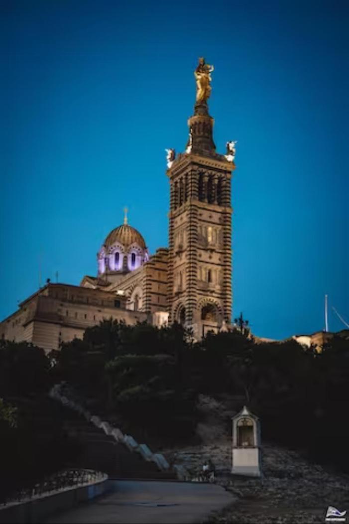 Studio Vieux-Port Vue Basilique Notre-Dame Marsylia Zewnętrze zdjęcie